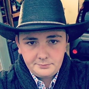 Meet your Posher, Austin